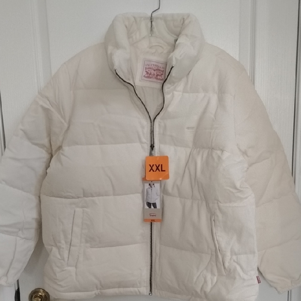 NWT Levi's Cream Puffer Jacket XXL